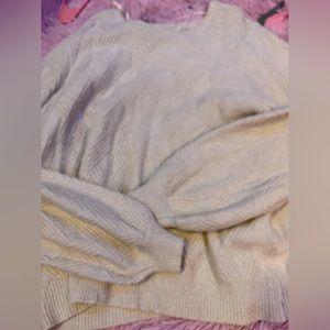 Wonderly cream colored sweater, size XXL